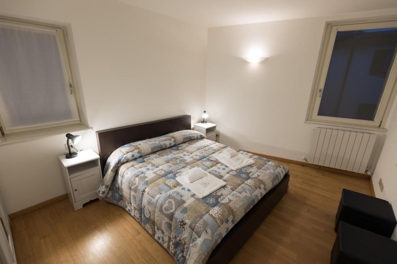 Casa Piazza Del Porto Villa Lovere Exteriör bild