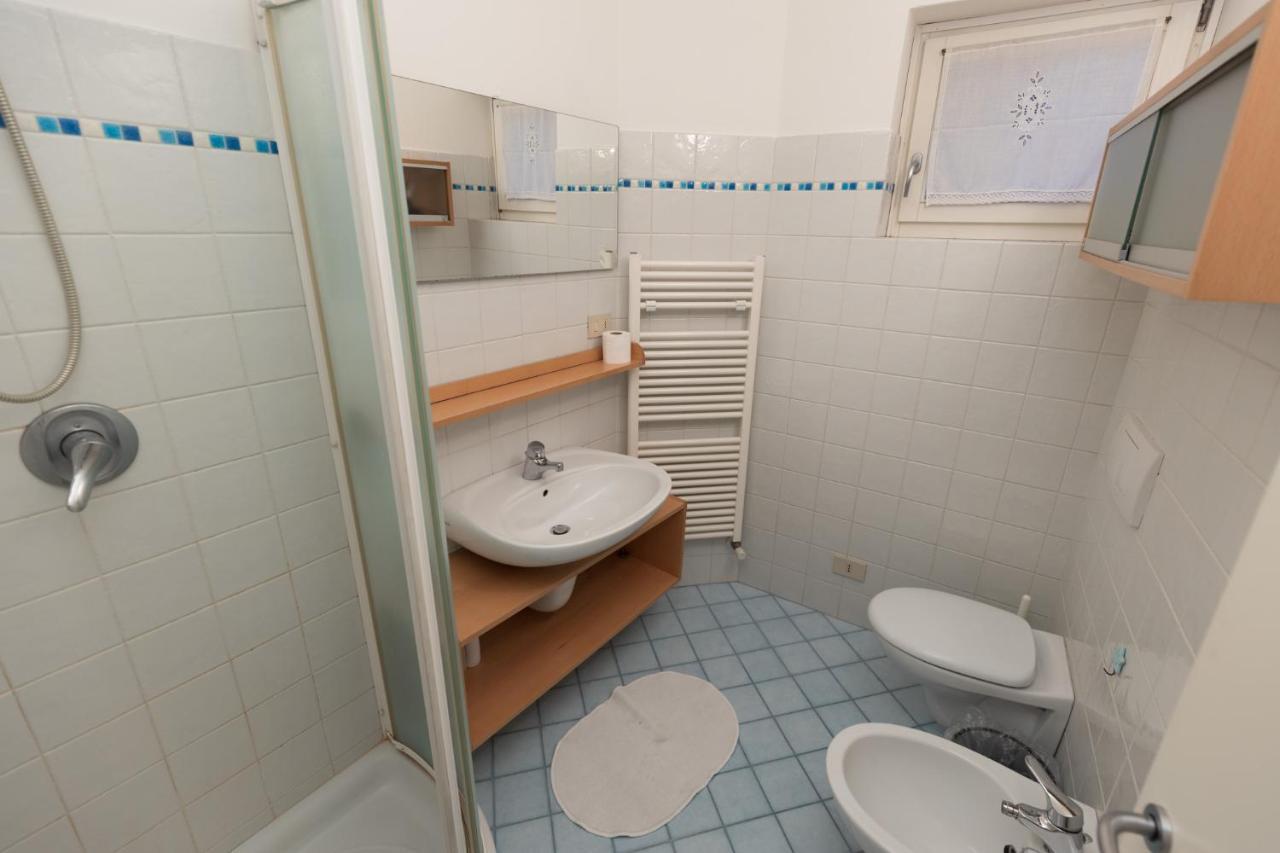 Casa Piazza Del Porto Villa Lovere Exteriör bild